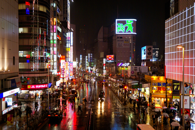 Shinjuku sous la pluie