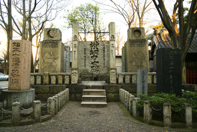 Stèle des Yokozuna, Tomioka Hachimangu, Fukagawa