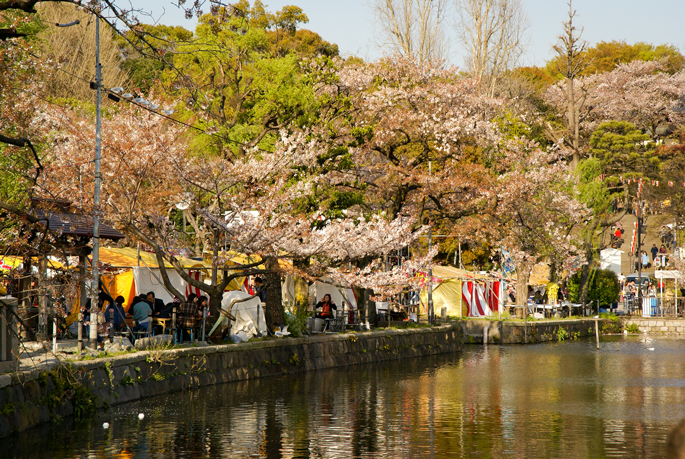 Autour du Benten-do, Ueno, Tokyo