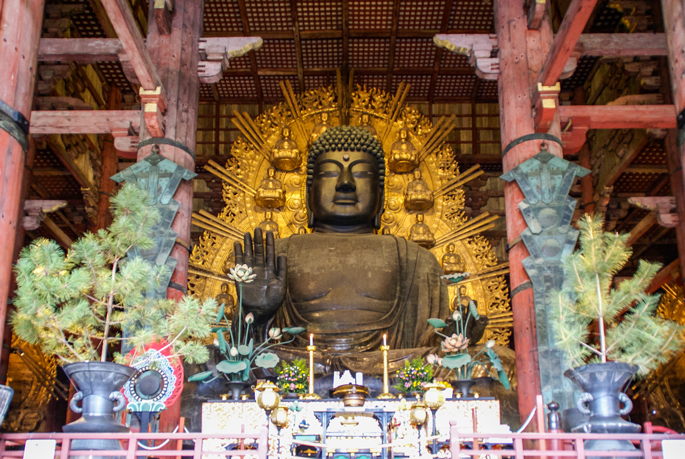 Le Bouddha de Nara, Japon