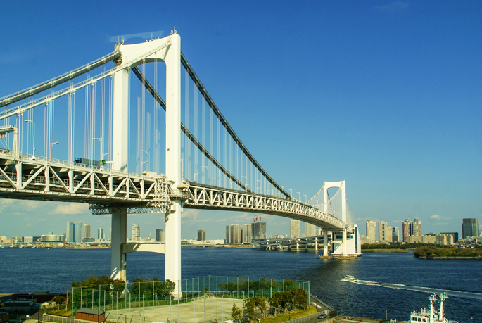 Rainbow Bridge et Odaiba depuis la ligne Yurikamome, Tokyo